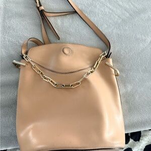 Gianni Chiarini Firenze Chic Beige Leather Shoulder Bag with Gold Chain
